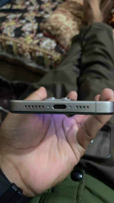 15 pro max natural tatinium