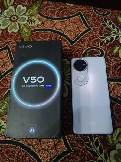 VIVO V50 5G. 12,512 GB WITH COMPLETE BOX. PTA APPROVED.
