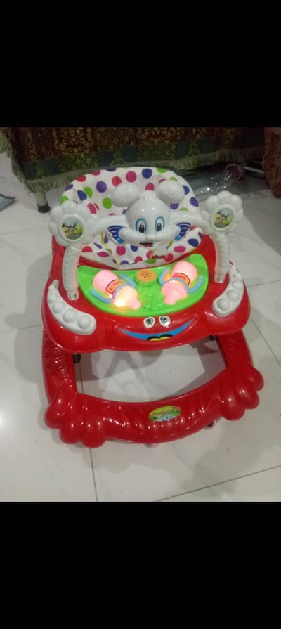baby Walker bilkul new hai aik dafa b use nhi ki