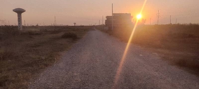 SERVICE ROAD CORNER PLOT 1