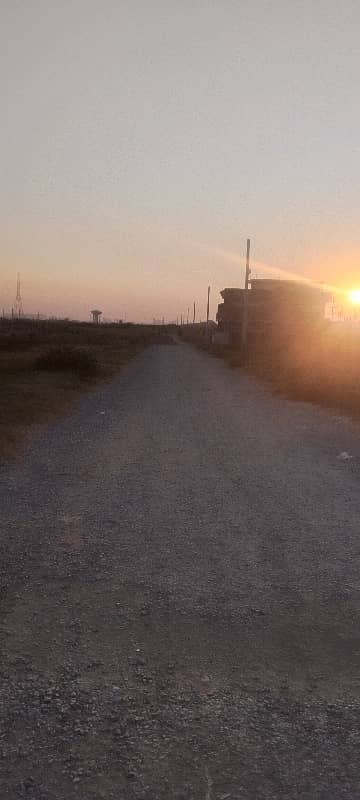 SERVICE ROAD CORNER PLOT 3