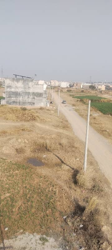 SERVICE ROAD CORNER PLOT 11