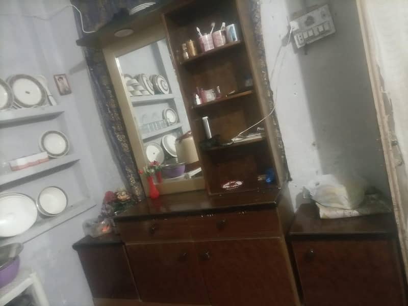 bed dressing side tabel 5