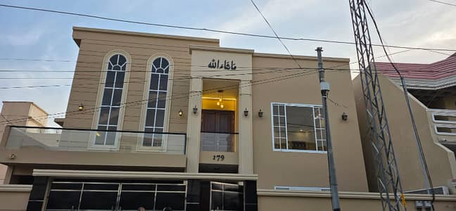 High-Class Construction 400 Sq Yard | Ground + 1 |3 Bed DD Each Floor For Sale In Gulistan-E-Johar Block 3