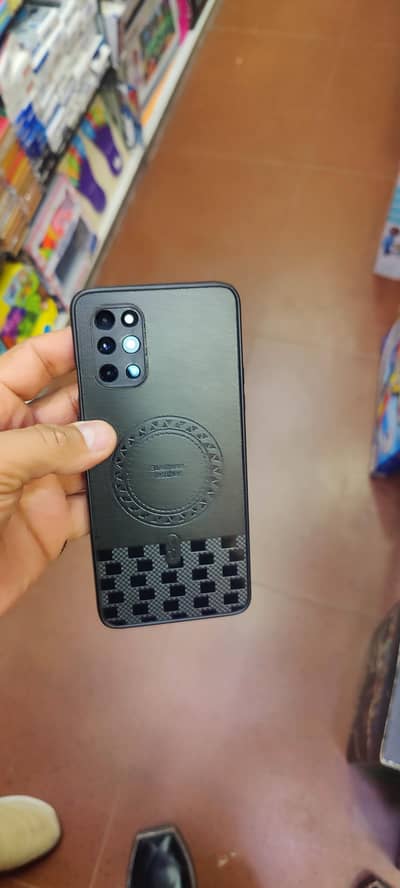 one plus 8t  12/256 dual sim register