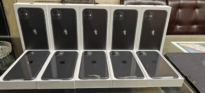 iPhone 64GB JV SIM Lock Non Active Non PTA Complete Box