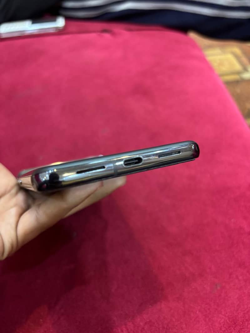 google pixel 8 pro 11