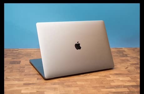 Apple Macbook pro 2019 core i7 32gb ram 512gb 16inch 4gb graphic card