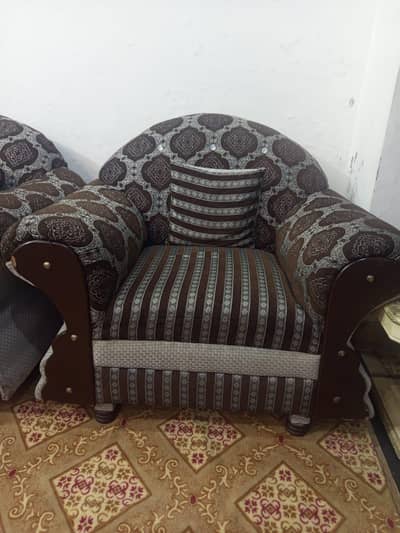 3.2. 1 sofa set new condition h