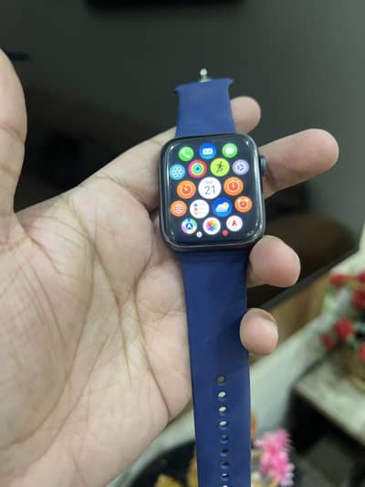 Apple Watch Series 5 44mm
