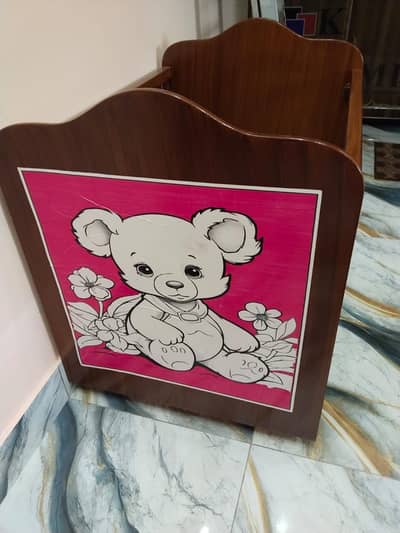 Solid Wooden Baby Crib with 2 Storage Drawers – New Condition