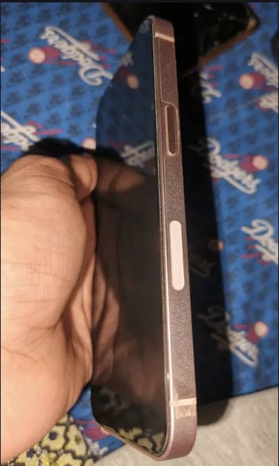 iPhone 13 factory unlock