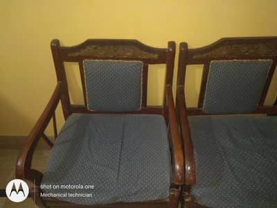 pure wood sofa set good. condition
