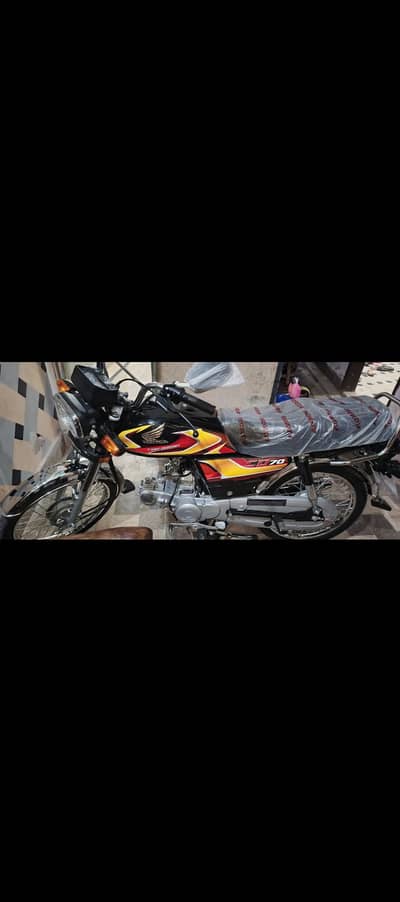 Honda cd70. . 2025/26