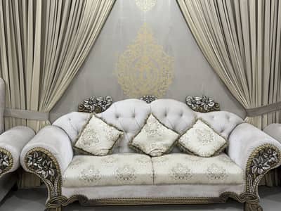 9 Seater Sofa With One Seti Set And 3 Tables With Carpet