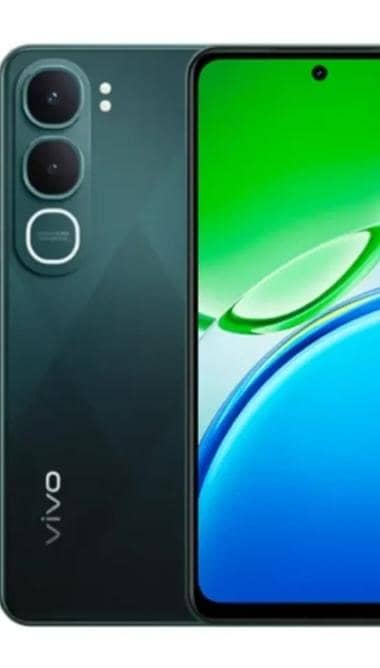 full fresh phone just 3 din use hua condition 10 by 10 ram 6 128