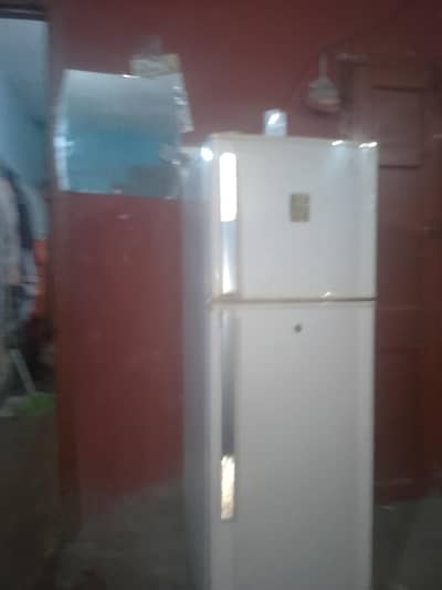 Dawlance  fridgrr  Small size ok good calling good working