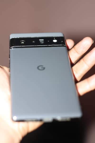 aoa pixal 6 pro for sale.  12 gb ram 128 gb. 10/9 condition