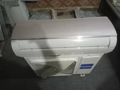 Haier 1.5 ton D,c inverter wifi new model gas R 410