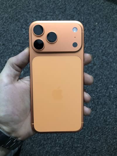 IPhone 17 pro max 512gb 4 months sim time