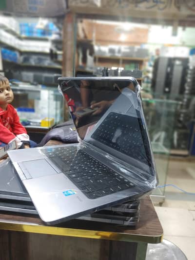 hp probook 470 core i5 8gb 256gb ssd touchscreen