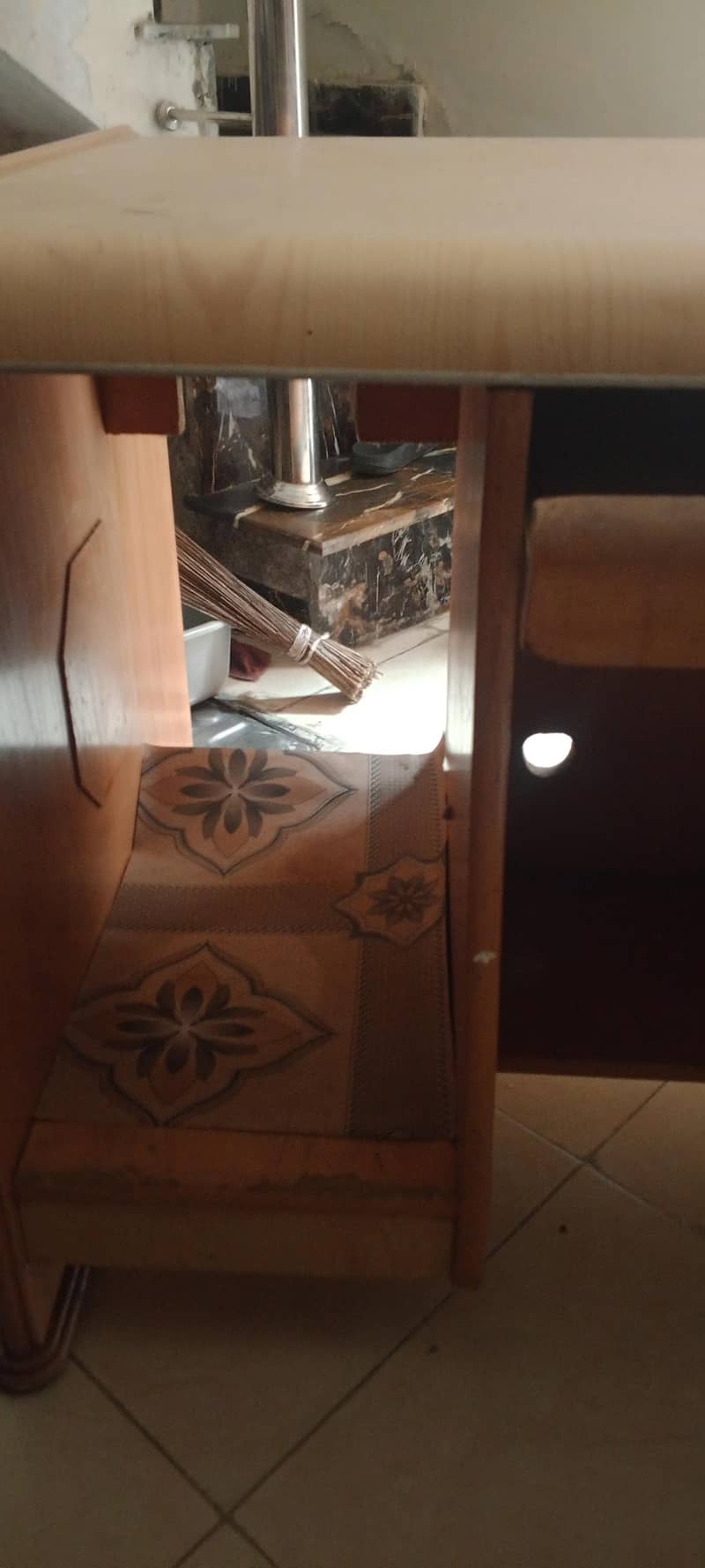 Big Computer table 3