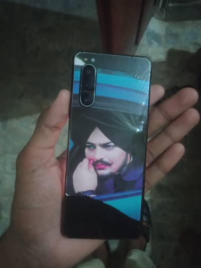 Sony 8/128.   Whatsapp 03366053910