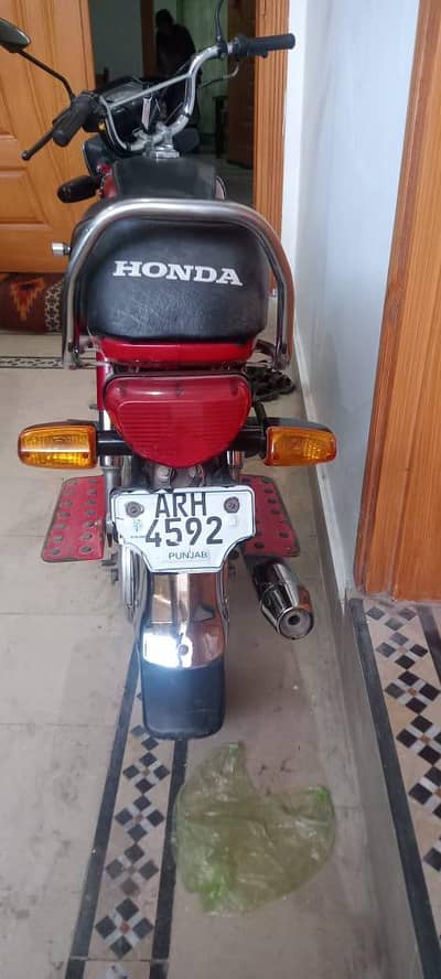 Honda CD 70 2023 model