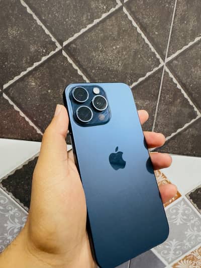 15 pro max 512 PTA 100 health