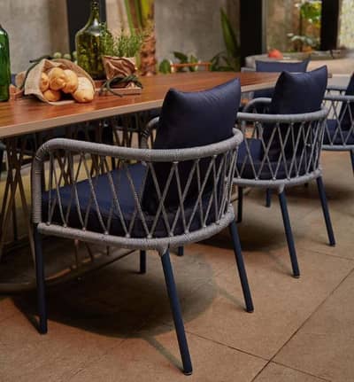 Bulk Stocks Available Out Door Out Said Cafe Hotel Restaurant Banquet