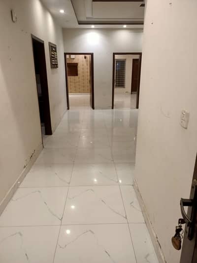 10 MARLA JUST LIKE BRAND NEW UPPER PORTION