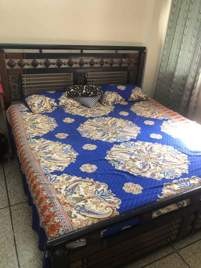 King size bed with mattres