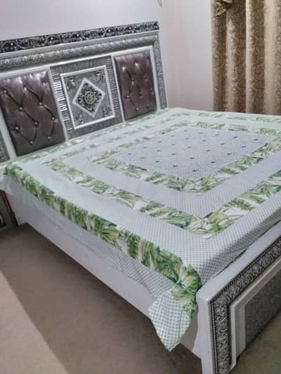 Bed set for sale