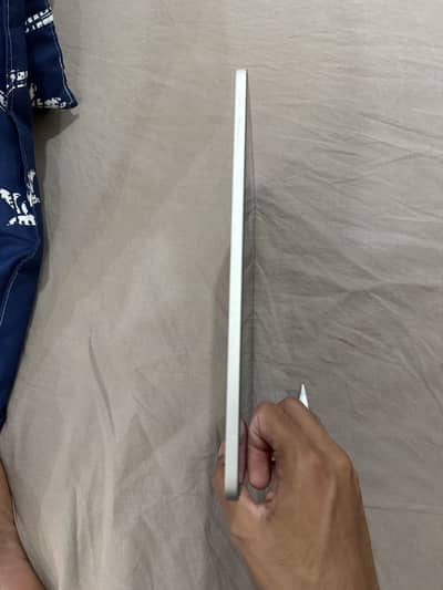 Apple Ipad Air 6 M2 and apple pencil pro