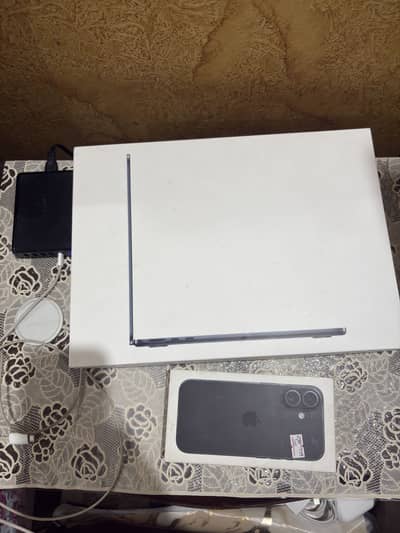 MacBook Air M2, 8/256