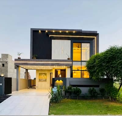 PHASE 7 10-MARLA BRAND NEW FULLY MAINTAINED BUNGALOW IS AVAILABLE FOR SALE.