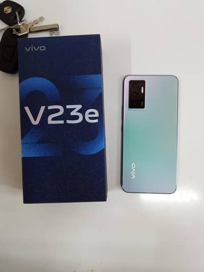 vivo v23e 12 256 bilkul new ha 1 screech ni hai
