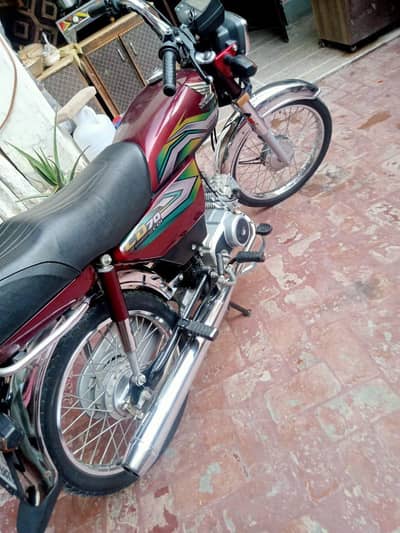 honda cd 70cc for sale 22/23 total genion cundtion