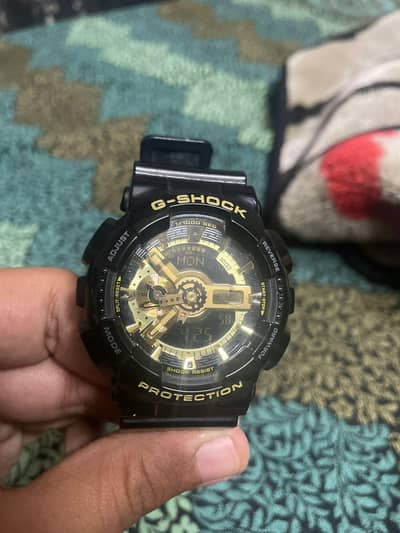 Casio G-Shock GA-110GB Black & Gold (Authentic) – Minor Issue