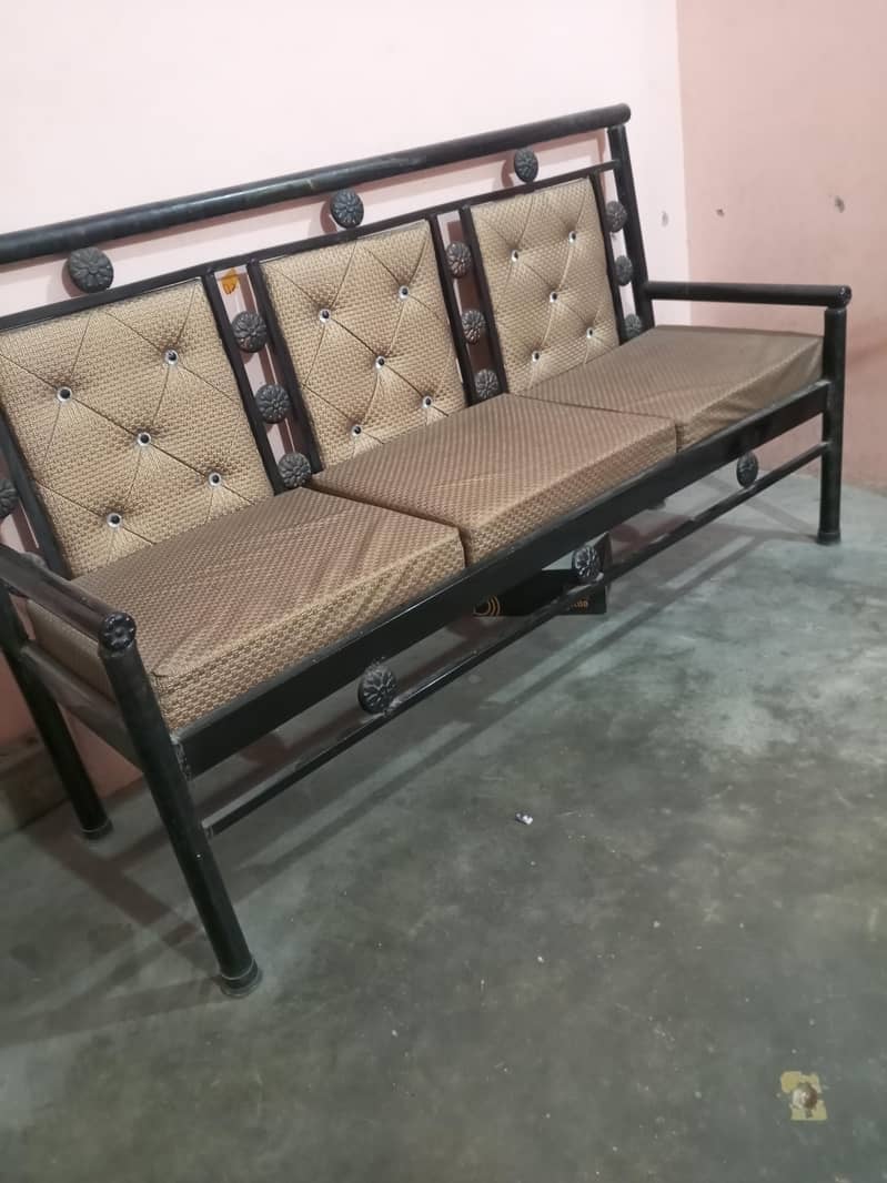 reasonable sofa set 2