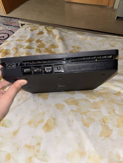 PS4 Slim 500GB – Excellent Condition – Fully Working – Best Price 