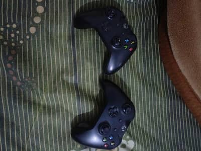 Xbox one with 2 controler