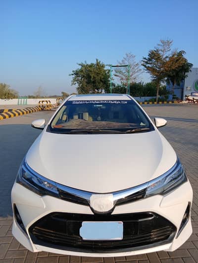 Toyota Corolla Altis 1.5 Special Edition. Push start with sunroof