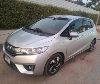 Honda 1.5 Fit Hybrid (Original Condition)