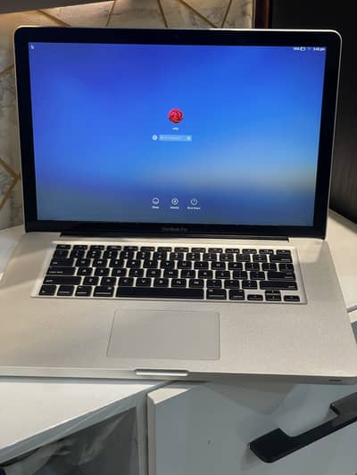 Macbook pro for sale, all okay device