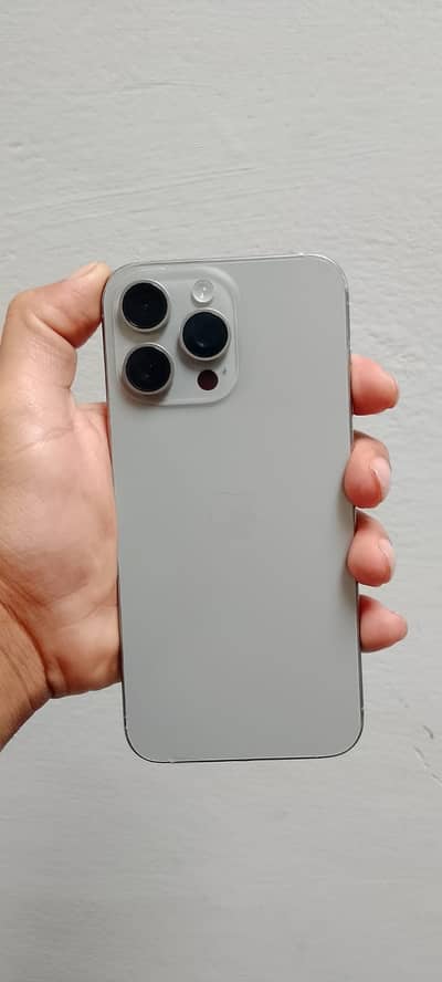 Apple iPhone 15 Pro Max JV