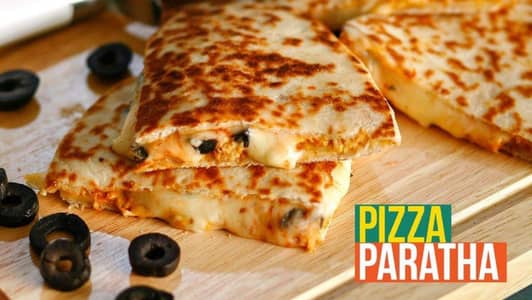 Fast food k leyae Rider Required hain contact 0341/5241311 Whatsap