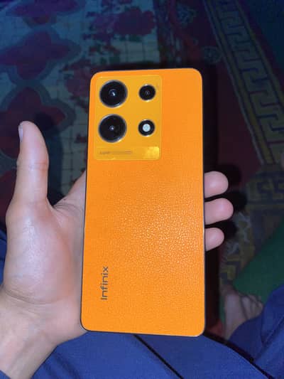 Box avilaible no charger 16 256gb