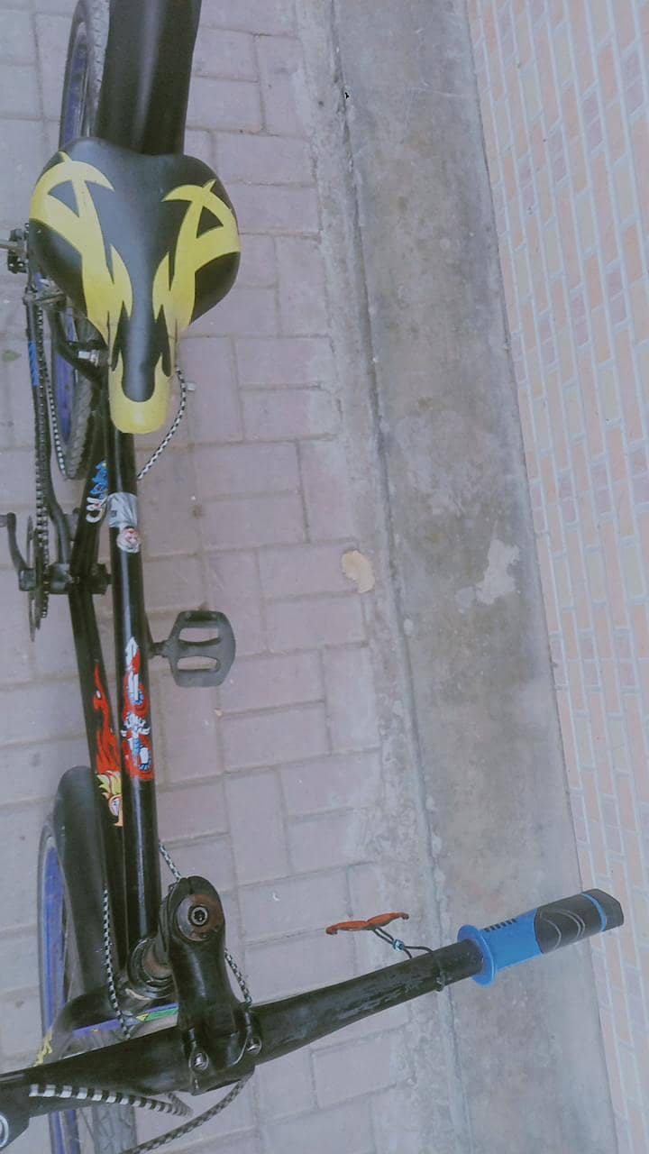 urgent sale karni ha new cycle ha 4