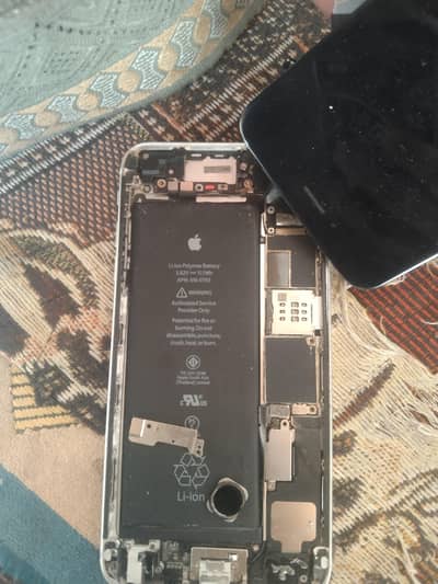 I phone 6 Plus.   64 gb